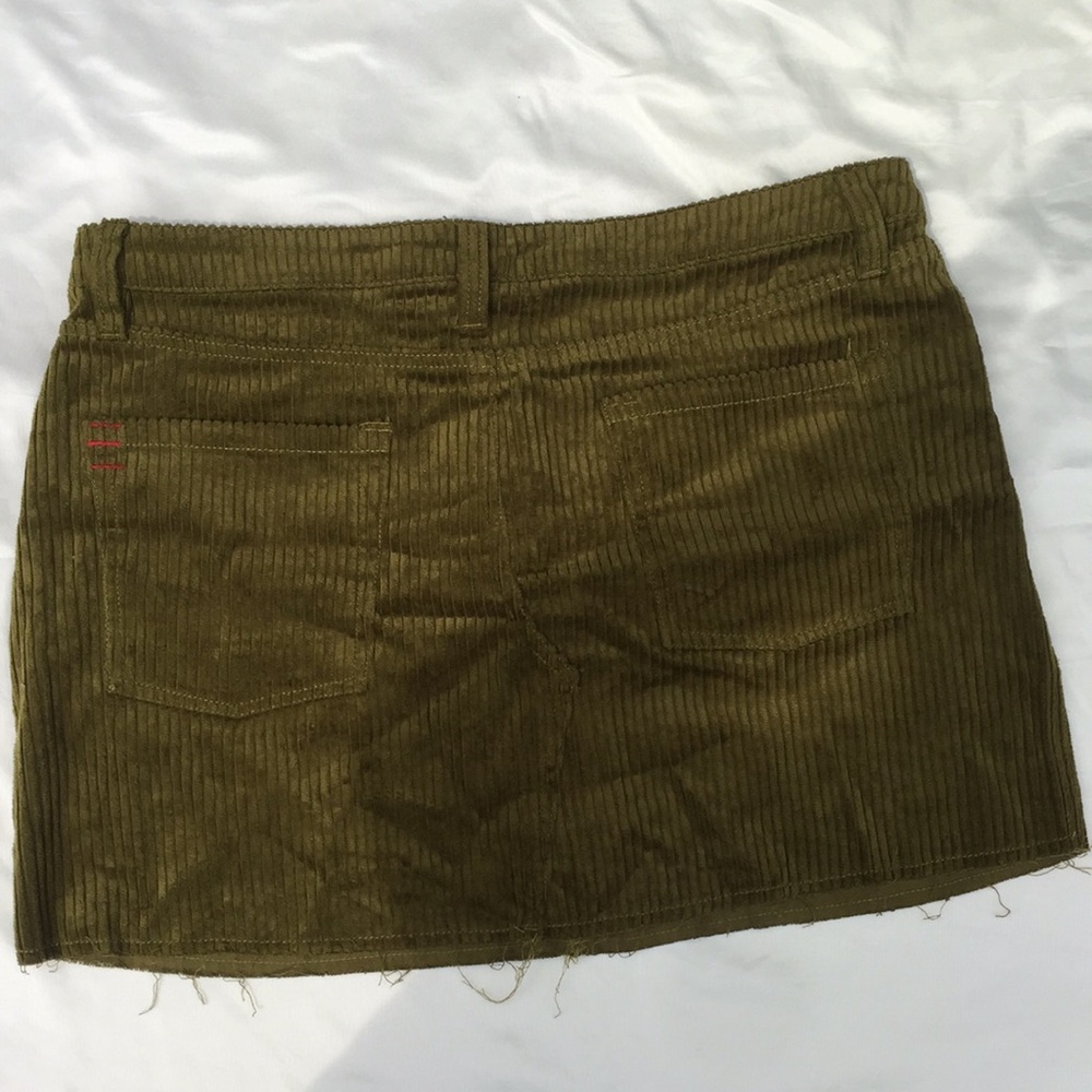 BDG Green Corduroy Skirt - Picture 2 of 3
